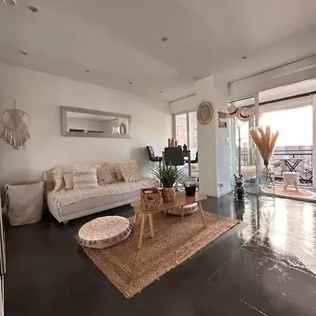 Elegant T2 Clim & Balcon - Plein Centre Apartment *