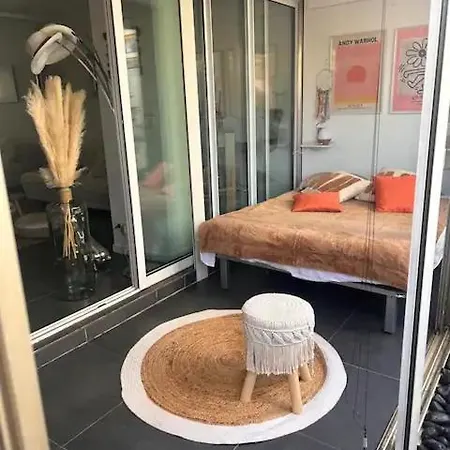 Apartment Elegant T2 Clim & Balcon - Plein Centre